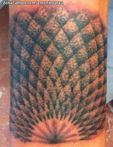 Foto de tatuaje Geométricos, Puntillismo