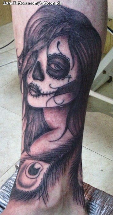 Tattoo photo Catrina, Eyes, Feathers