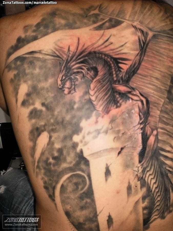 Foto de tatuaje Dragones, Humo, Fantasía