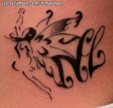 Foto de tatuaje Hadas, Fantasía, Letras