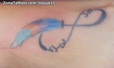 Foto de tatuaje Plumas, Infinitos