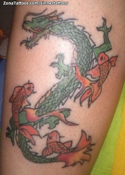 Foto de tatuaje Dragones, Koi, Peces