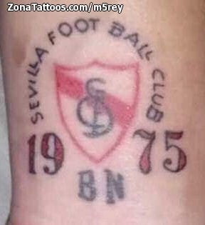 Foto de tatuaje Escudos, Fútbol