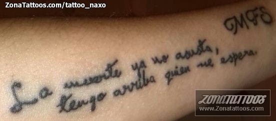 Foto de tatuaje Frases, Letras, Iniciales