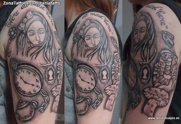 Foto de tatuaje Disney, Rostros, Relojes