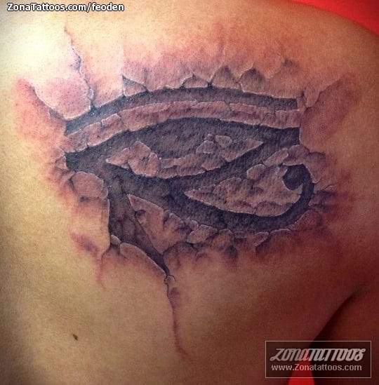 Tattoo of Eye of Horus, Egyptian, Cracks