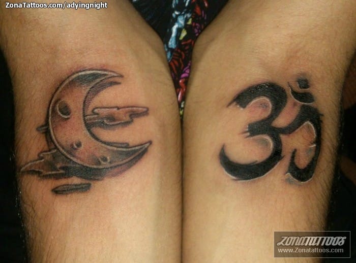 Tattoo photo Moons, Om