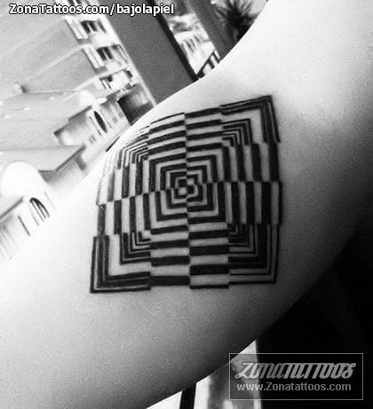 Tattoo photo Geometrics