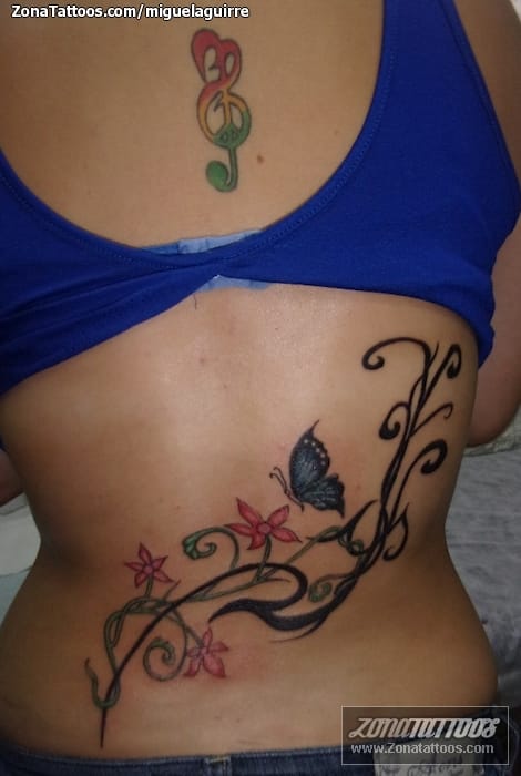 Foto de tatuaje Mariposas, Flores, Filigranas