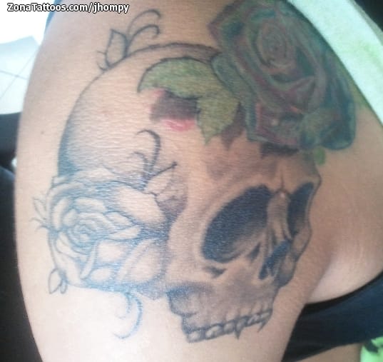 Foto de tatuaje Calaveras, Rosas