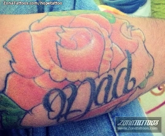 Foto de tatuaje Flores, Letras, Rosas