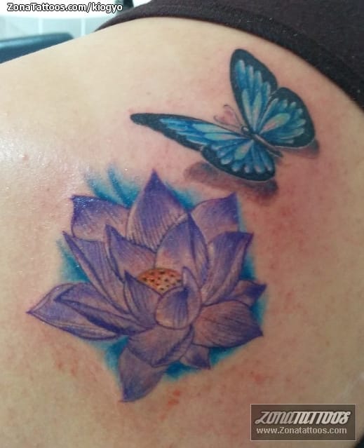 Foto de tatuaje Mariposas, Flores, Lotos