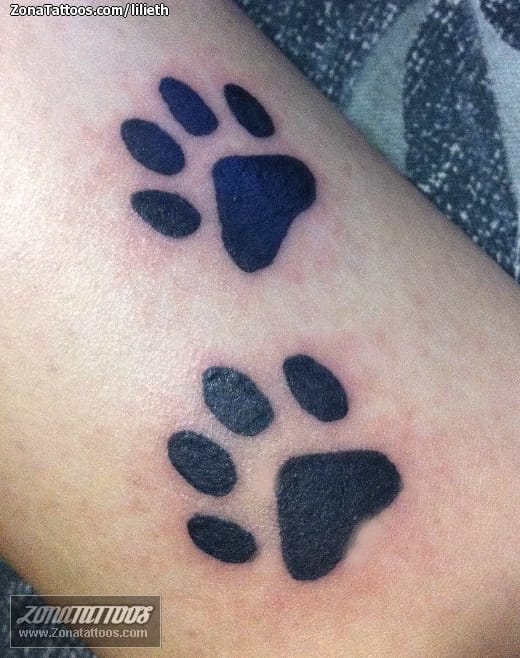 Tattoo photo Footprints