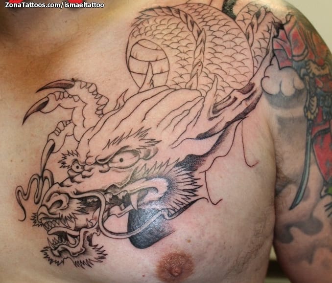 Foto de tatuaje Dragones, Orientales, Pecho