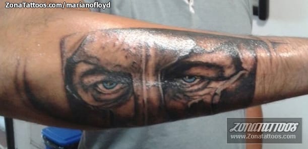 Foto de tatuaje Ojos, Rostros, Yelmos