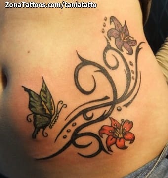 Foto de tatuaje Mariposas, Filigranas, Flores