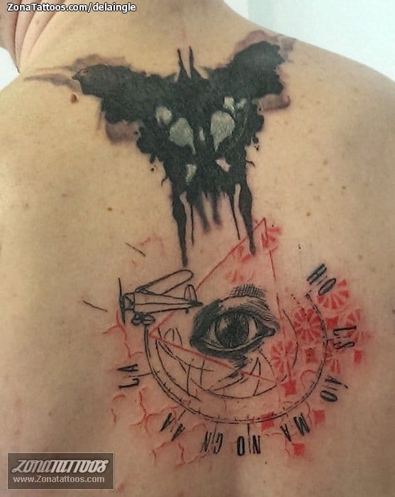 Foto de tatuaje Ojos, Manchas, Espalda