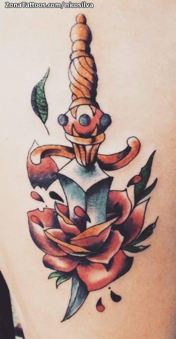 Foto de tatuaje Dagas, Rosas, Old School