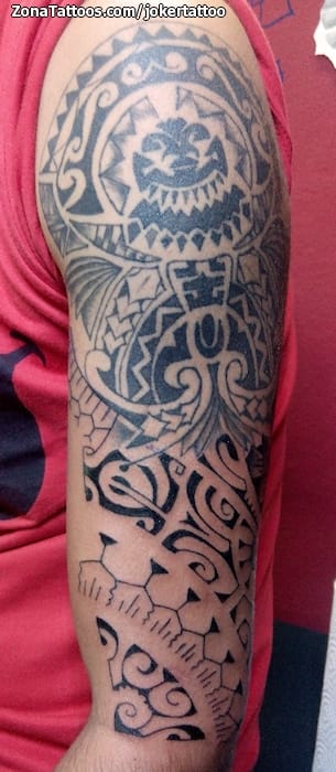 Tattoo photo Maori, Arm