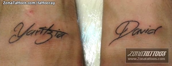 Foto de tatuaje Letras, Nombres, Firmas