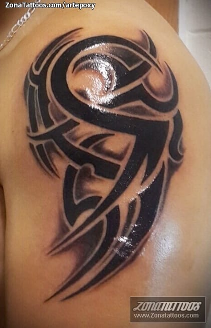Tattoo of Tribal, Shoulder
