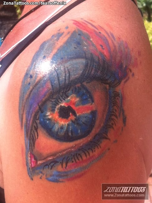 Foto de tatuaje Ojos, Acuarela, Hombro