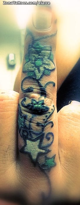 Tattoo photo Fingers, Flowers, Vines