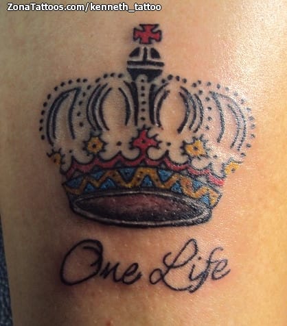 Tattoo photo Crowns