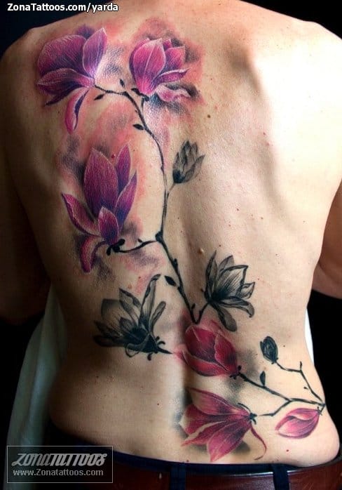 Justin Nordine Tattoos on Instagram Created this beautiful watercolor flower  tattoo design using gestural black lines on my clients back ㅤ  tattoocommunity tattoomaster