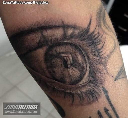 Tattoo photo Eyes