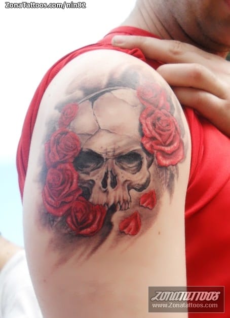 Foto de tatuaje Calaveras, Rosas, Flores