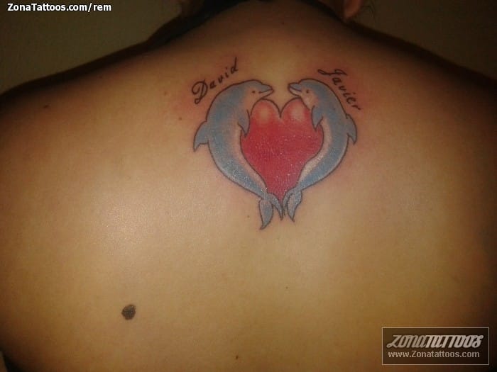 Foto de tatuaje Corazones, Delfines, Animales