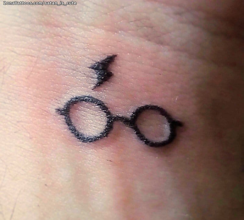 Foto de tatuaje Harry Potter, Gafas, Pequeños