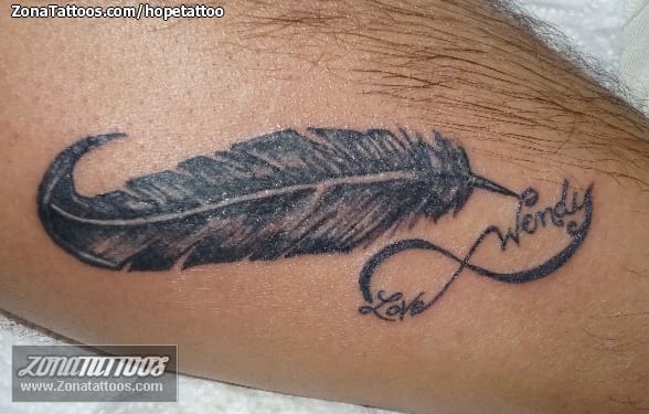 Foto de tatuaje Plumas