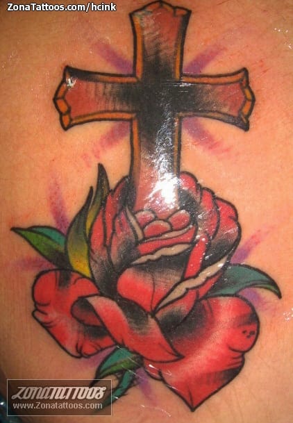 Foto de tatuaje Cruces, Rosas, Flores