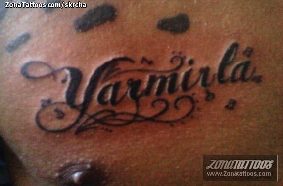 Foto de tatuaje Letras, Nombres, Pecho